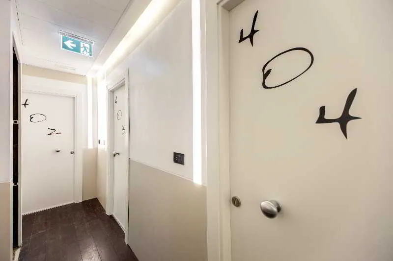 Room, Albergo Abruzzi, Rome