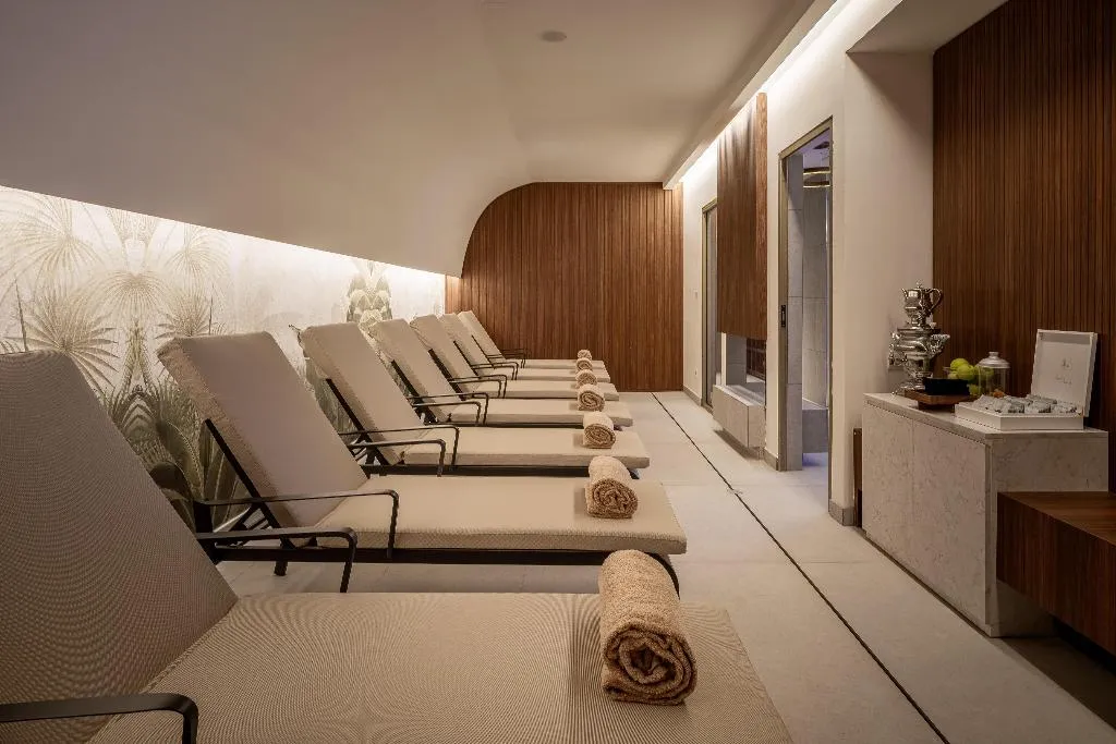 Sports and Entertainment, Radisson Blu Hotel Florence, Florence