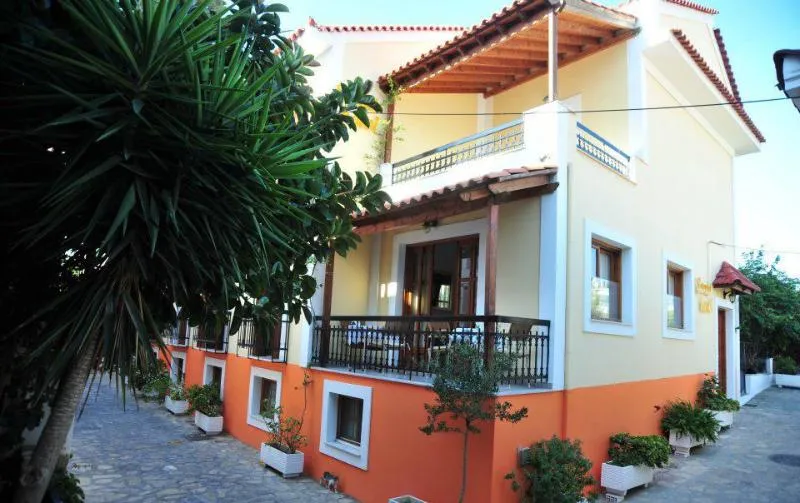 Lobby, Sama, Samos
