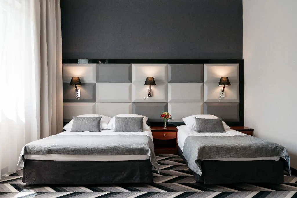 TRIPLE COMFORT Room, Apis, Krakow