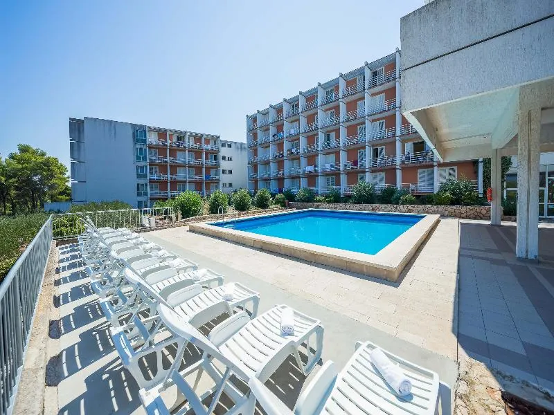 Pool, Hvar, Split