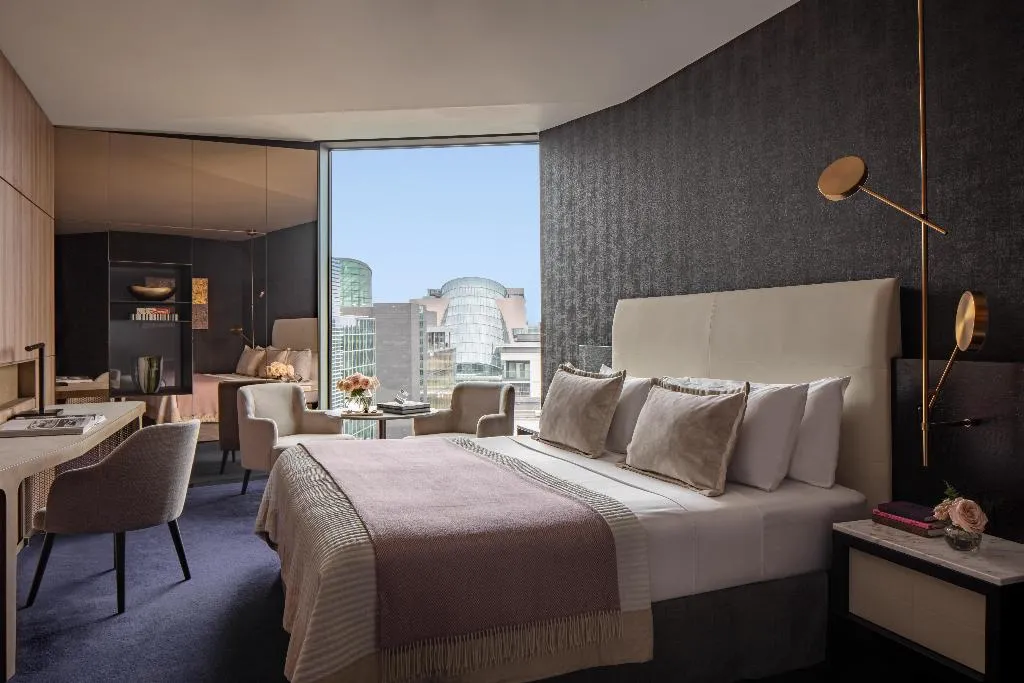 SUITE STANDARD Room, Anantara The Marker Dublin, Dublin