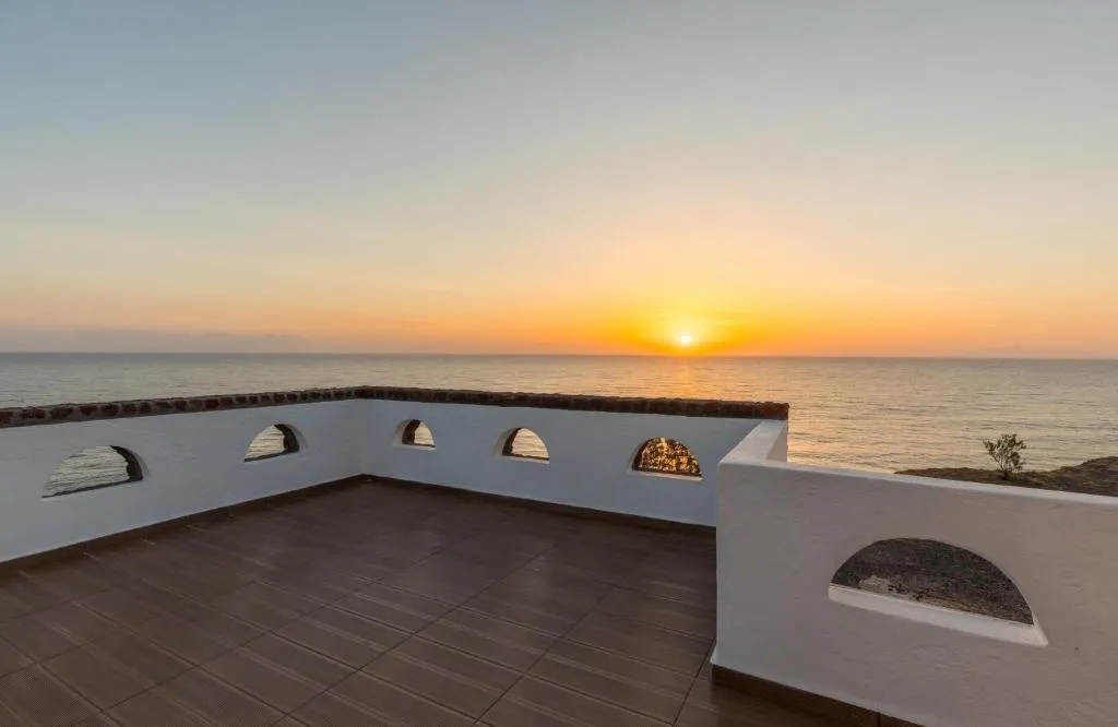SUITE SEA VIEW ONE BEDROOM Room, Starlight Luxury Seaside Villa & Suites, Santorini