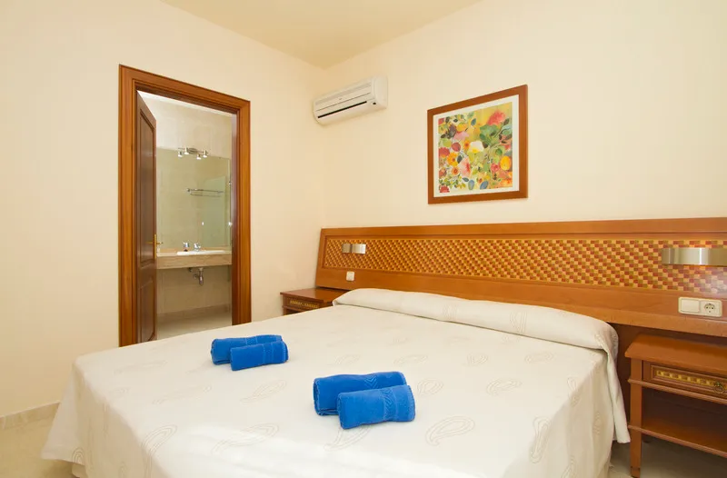 VILLA CAPACITY 4 TWO BEDROOMS Room, Sun Grove Villas & Spa, Lanzarote