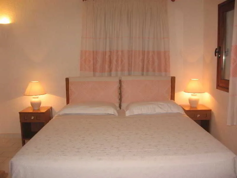 Room, Valdiola, Olbia