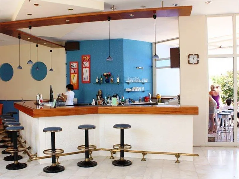 Bar, Scaleta Beach, Crete