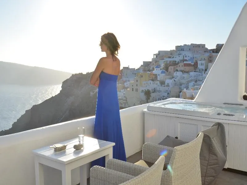 SUITE HONEYMOON Room, Aspaki Exclusive Hotel, Santorini