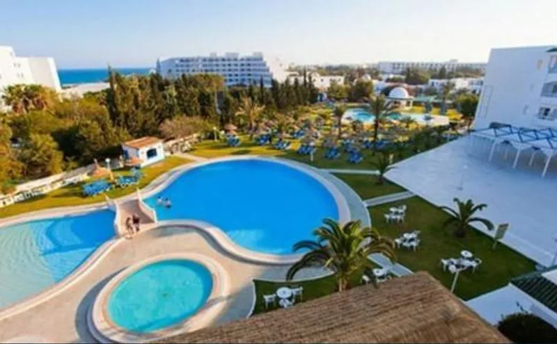 Pool, Le Zenith, Tunisia