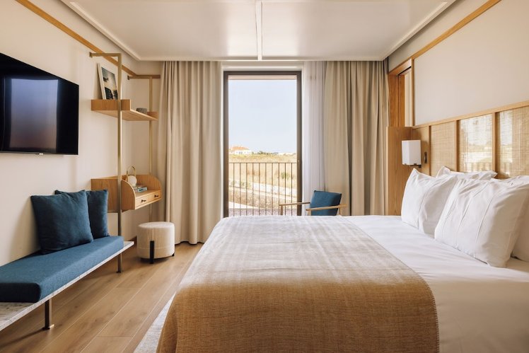 Aethos Ericeira, Lisbon