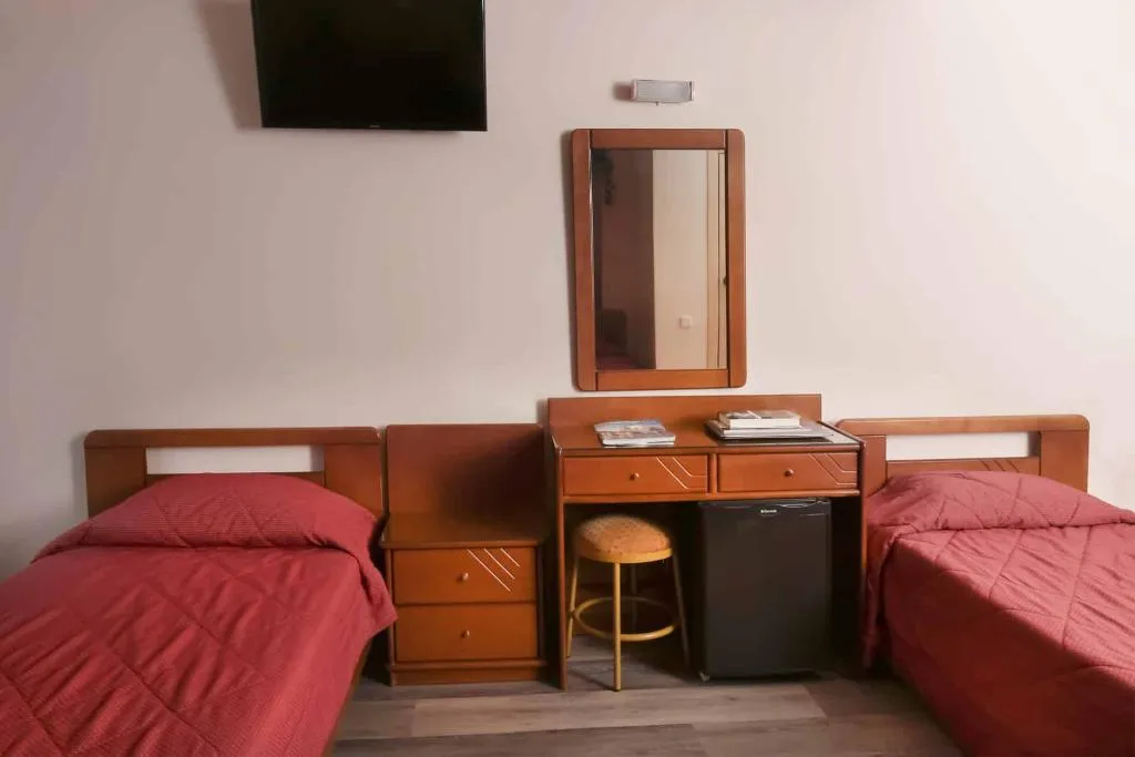 QUADRUPLE STANDARD Room, Xenophon Hotel, Athens