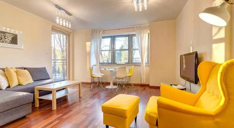 APARTMENT WITH BALCONY Room, Dom & House - Apartamenty Kamienice Nad Motlawa, Gdansk