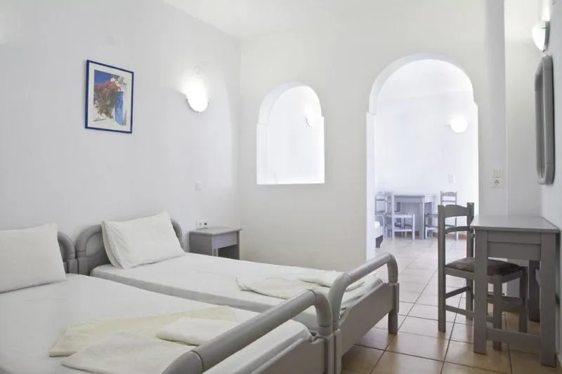DOUBLE STANDARD Room, Blue Perla Elegand Suites, Santorini
