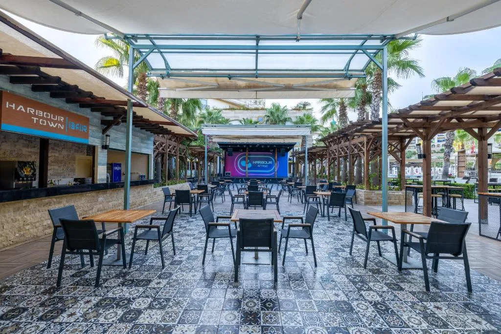 Sports and Entertainment, Crystal Sunset Pearl Collection, Antalya