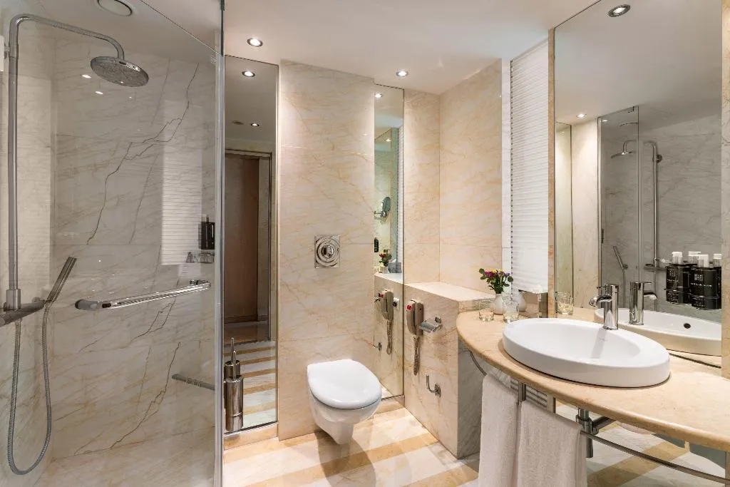 Double or Twin GUEST ROOM Room, Melia Athens, Athens