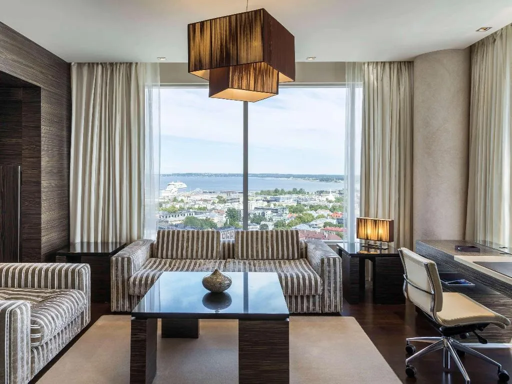 SUITE EXECUTIVE KING BED Room, Swissotel Tallinn, Tallinn