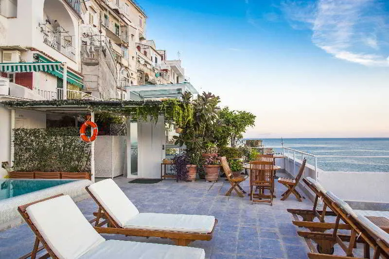 Pool, Marina Riviera, Naples