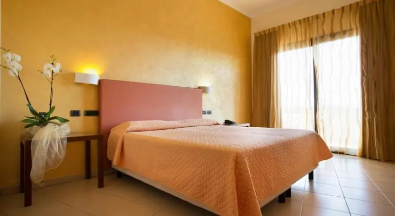 Double or Twin STANDARD Room, Grand Hotel Sofia, Catania