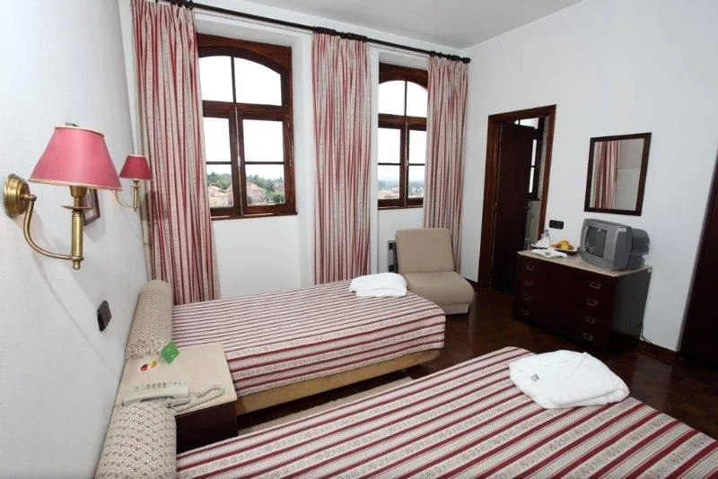 Double or Twin STANDARD Room, Inatel Luso, Porto