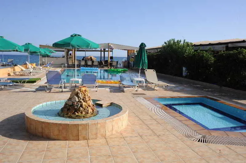 Pool, Esperides, Crete
