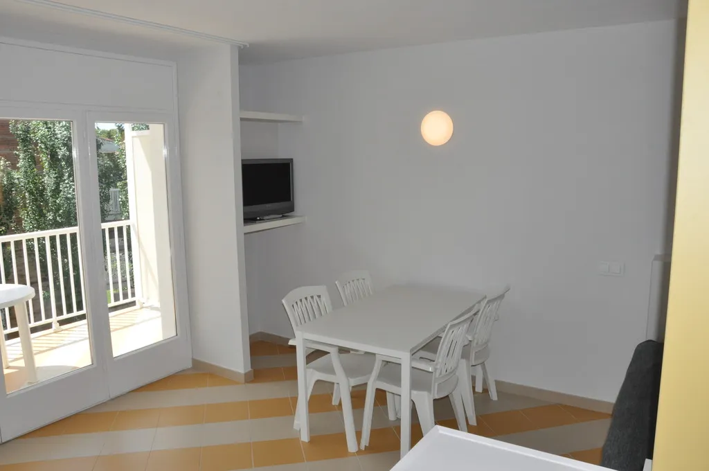 APARTMENT CAPACITY 3 Room, Sunway Amapola Apartments, Costa Brava