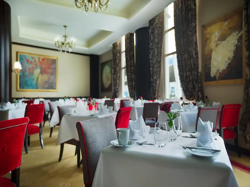 Restaurant, Kempinski Palace Cairo, Cairo