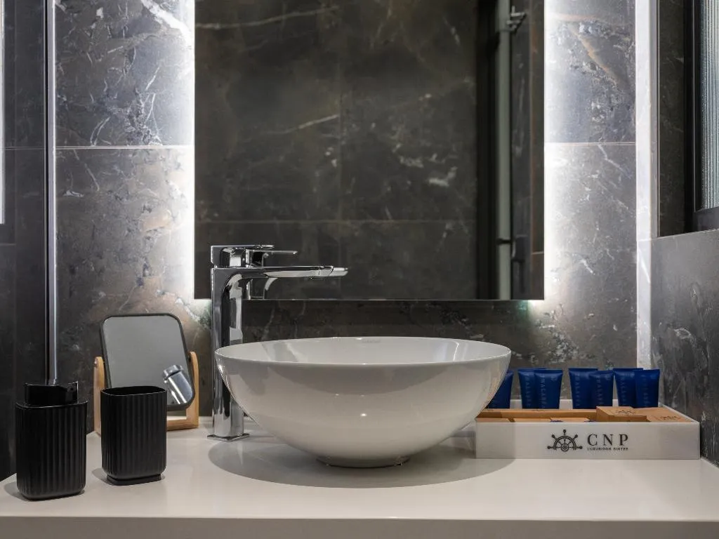 SUITE DELUXE Room, Captain Napoleon Paterakis CNP Luxurious Suites, Crete