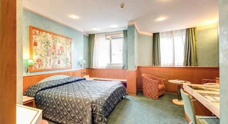 DOUBLE STANDARD Room, Brunelleschi, Milan