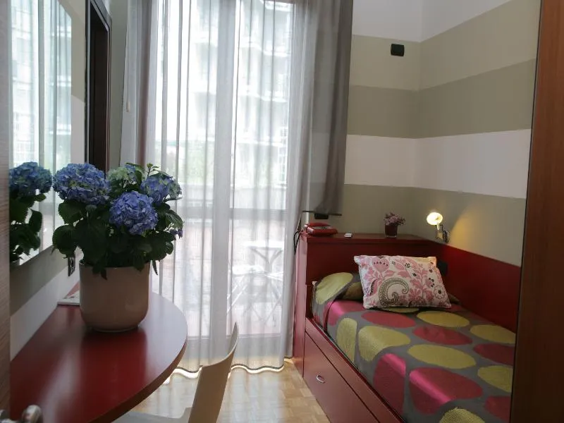 SINGLE STANDARD Room, Park Hotel Meuble, Milan