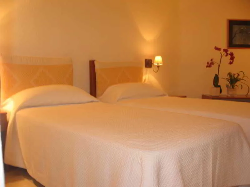 Room, Valdiola, Olbia