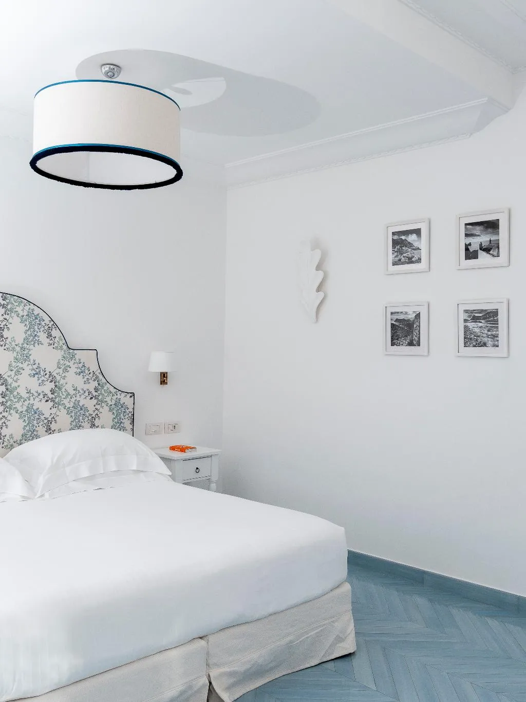 JUNIOR SUITE GARDEN VIEW WITH BALCONY Room, Casa Mariantonia, Naples