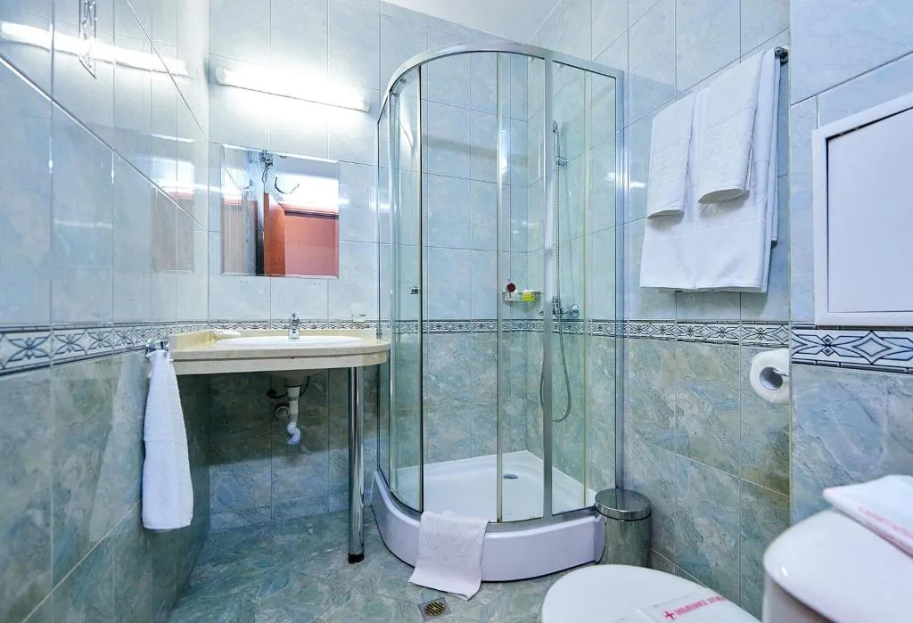 APARTMENT CAPACITY 3 ONE BEDROOM Room, Karolina, Bourgas