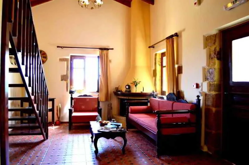Lobby, Sevi Small, Crete