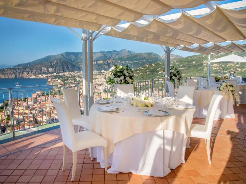 Restaurant, President, Naples