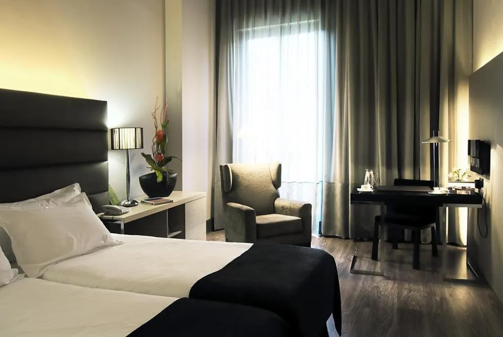 Room, Gran Hotel Havana 4*Sup by Escampa Hotels, Barcelona