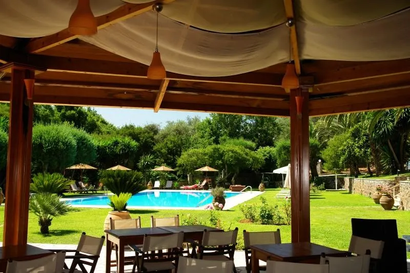 Bar, Fiori, Corfu