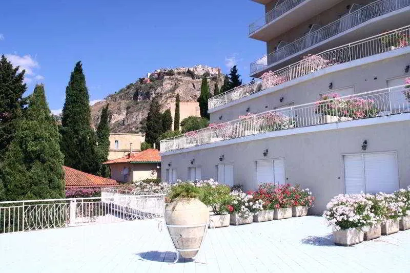 General view, Mediterranee Hotel, Taormina