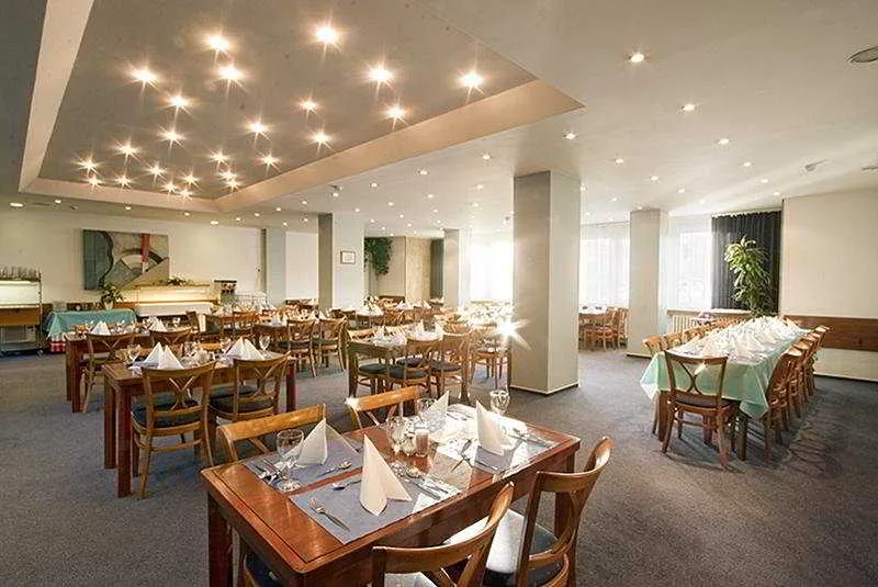 Restaurant, Fortuna West, Prague