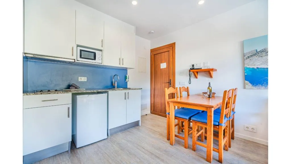 STUDIO CAPACITY 1 Room, Apartamentos Massol, Majorca