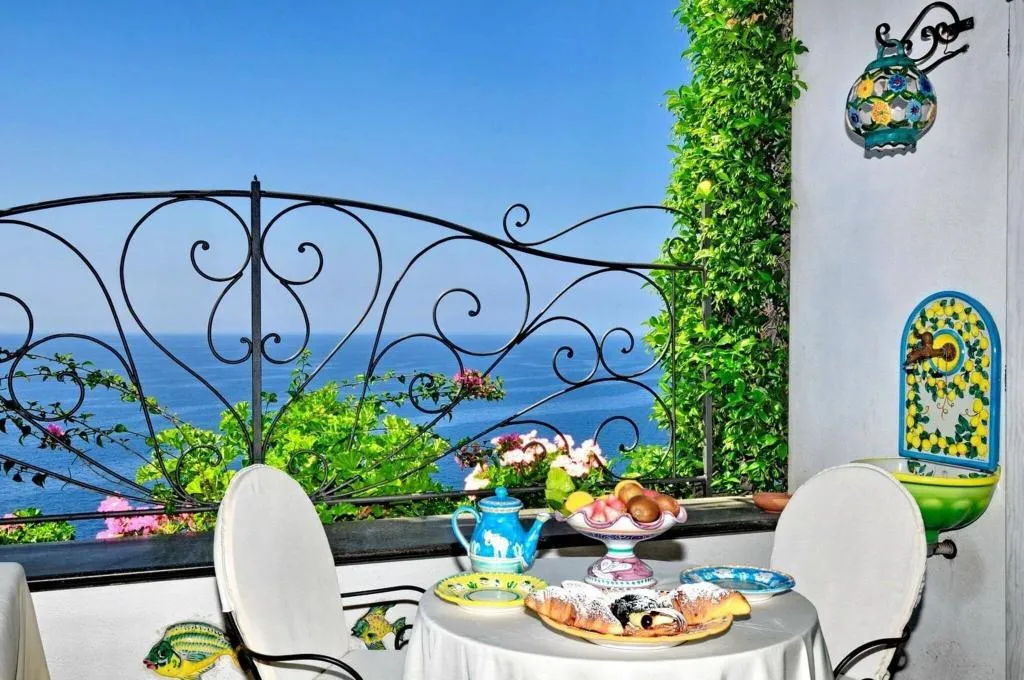DOUBLE SEA VIEW Room, La Conca Azzurra, Naples