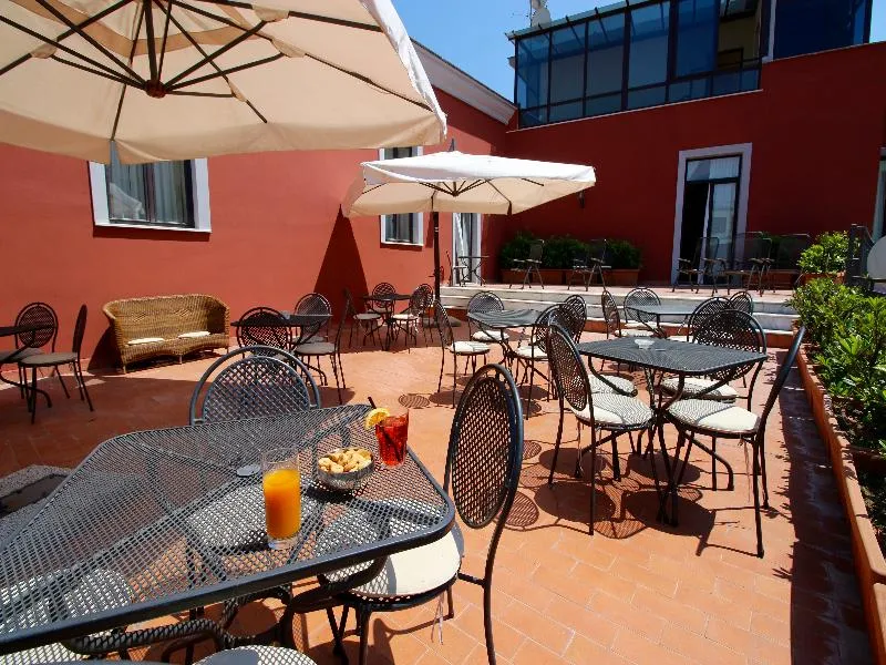 Terrace, Hotel Nuvo, Naples