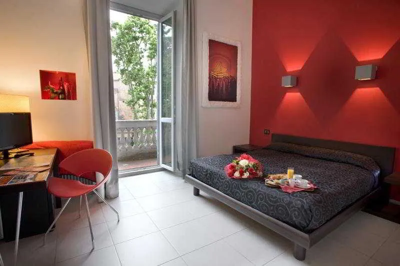 Room, Chroma Dyo, Naples