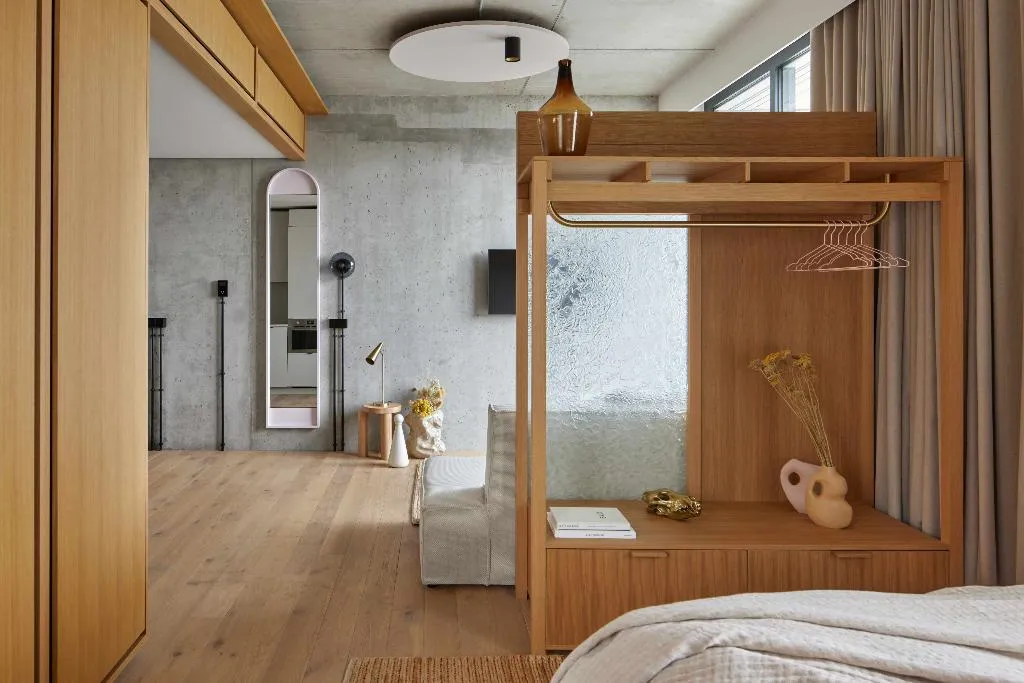 APARTMENT ONE BED Room, Locke at East Side Gallery, Friedrichshain, Berlin