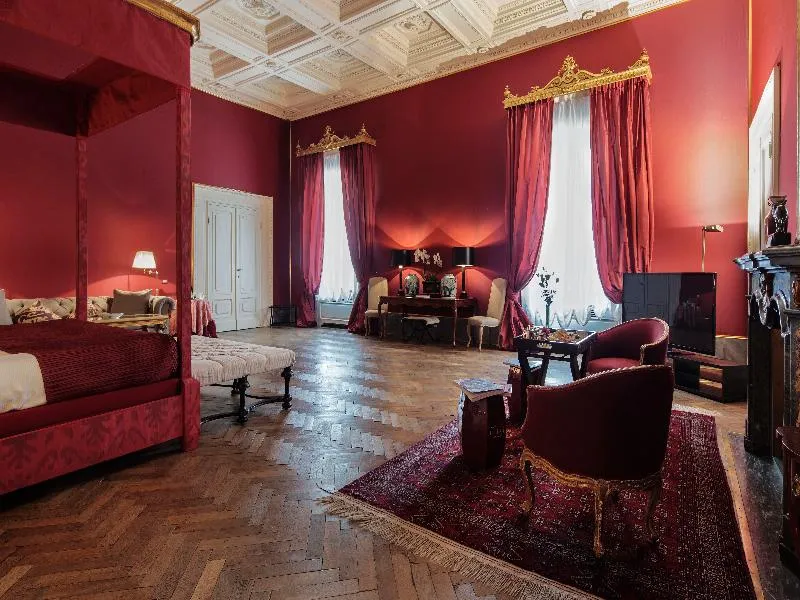 General view, Palazzo Di Camugliano, Florence