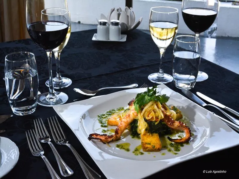 Restaurant, D. Luis - Coimbra, Porto