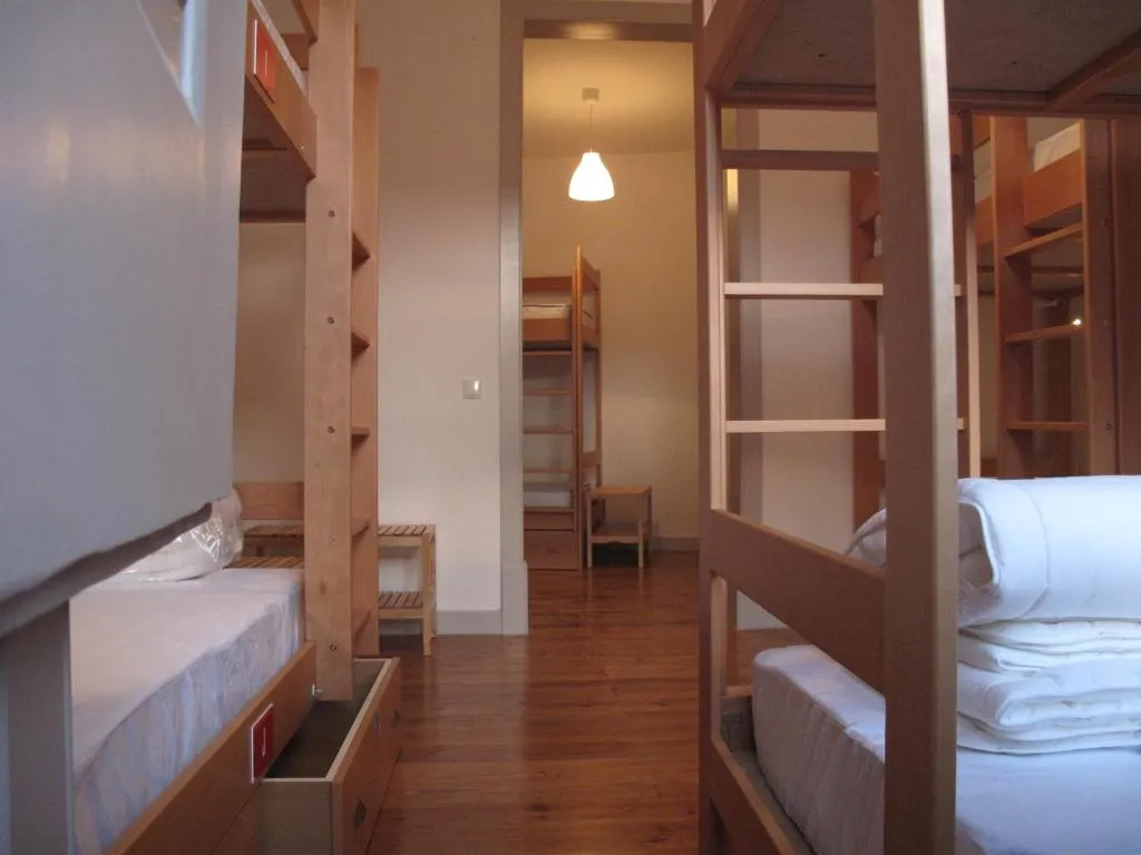 Bed in dormitory STANDARD Room, Inn Possible Lisbon Hostel, Lisbon