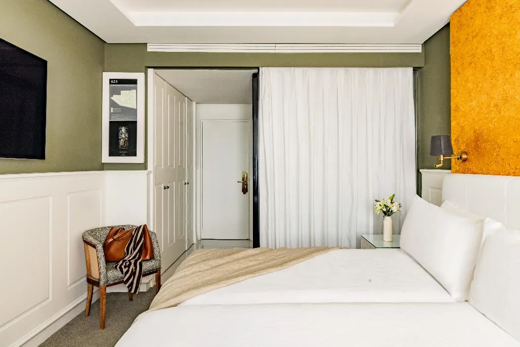 Room, Hotel Colón Gran Meliá, Seville