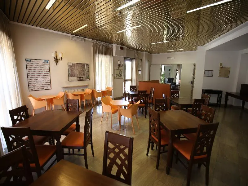 Restaurant, Derby, Rome
