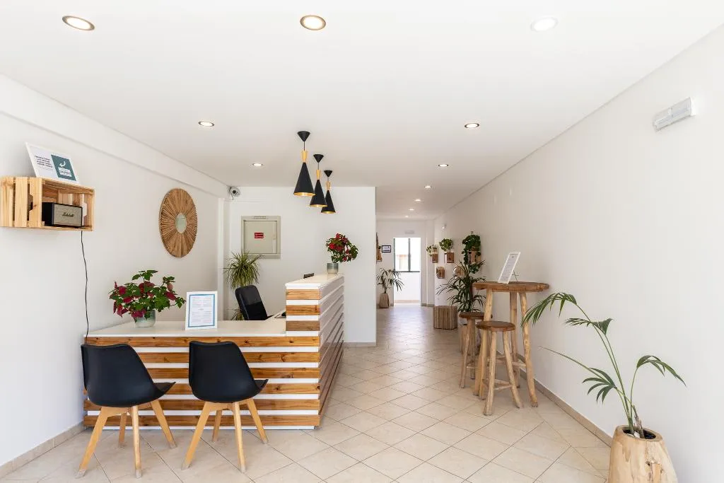 Lobby, Estudios Salinas, Algarve