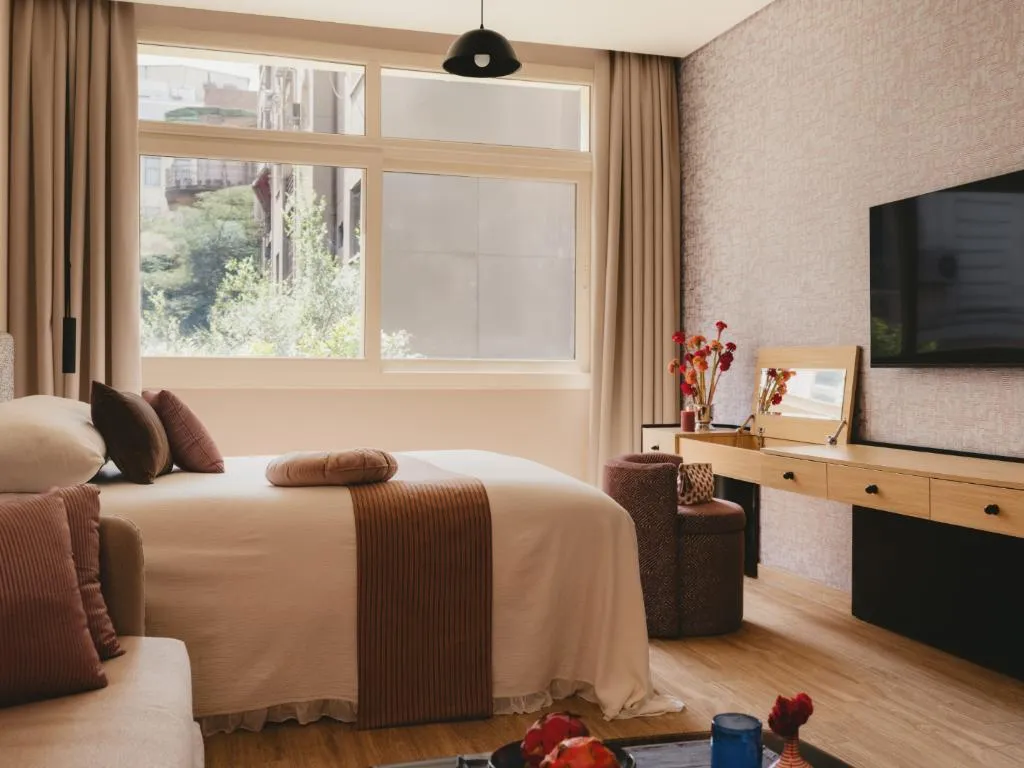 STUDIO EXECUTIVE Room, Saint J Hotel By Brassbell, Cairo