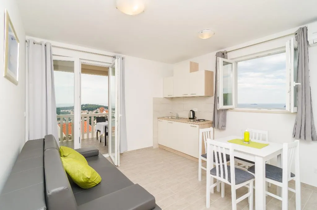 APARTMENT SUPERIOR ONE BEDROOM Room, Apartments Villa Dadic, Dubrovnik